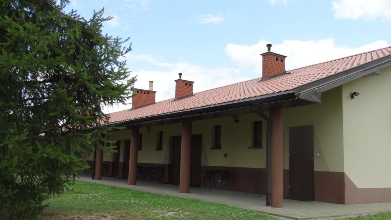 Отель Tawerna-Stawiska Garbatka-Letnisko Экстерьер фото