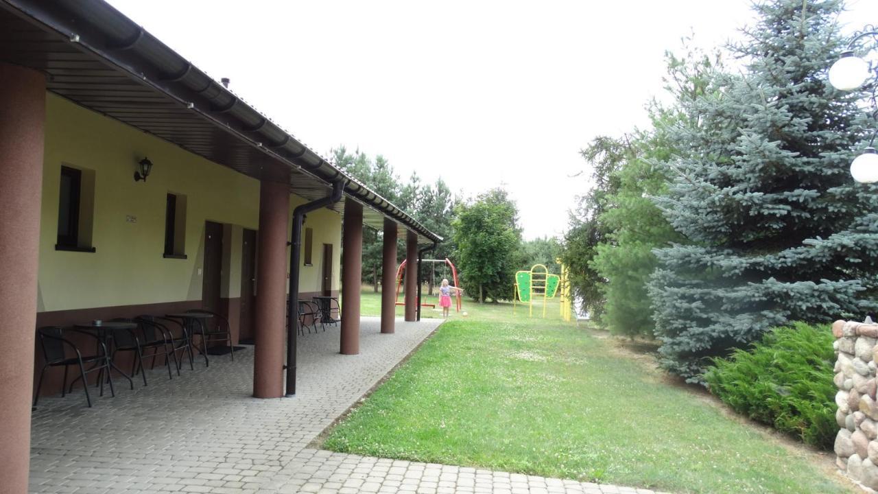 Отель Tawerna-Stawiska Garbatka-Letnisko Экстерьер фото