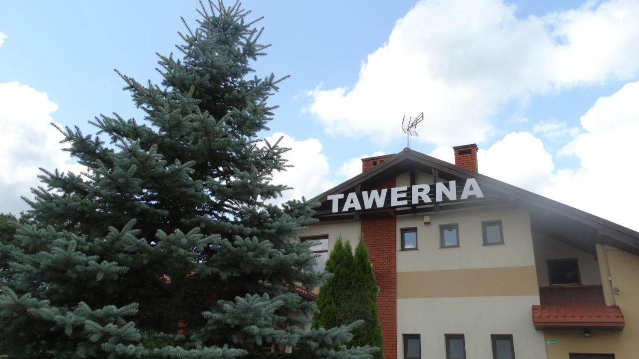 Отель Tawerna-Stawiska Garbatka-Letnisko Экстерьер фото
